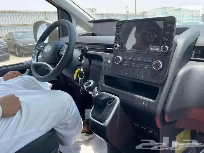 هونداي ستاريا متوفر ديزل وبنزين2025 7