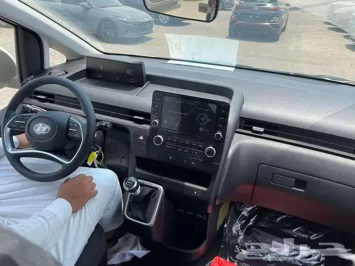 هونداي ستاريا متوفر ديزل وبنزين2025 8