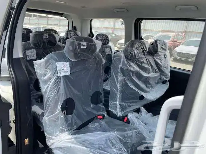 هونداي ستاريا متوفر ديزل وبنزين2025 9