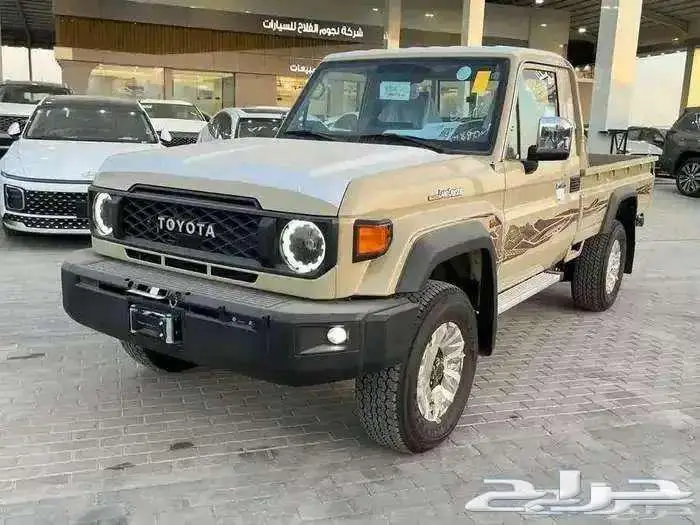 تويوتا شاص رفرف فل كامل اوتوماتيك ديزل 2025 1