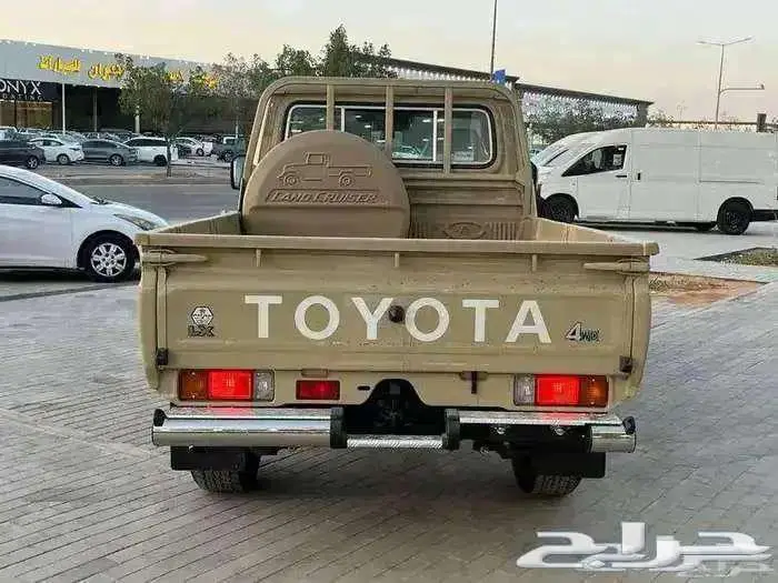 تويوتا شاص رفرف فل كامل اوتوماتيك ديزل 2025 3