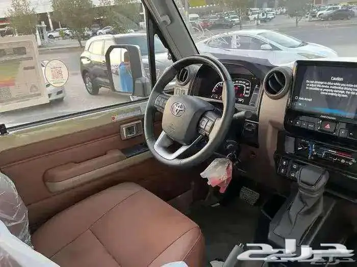 تويوتا شاص رفرف فل كامل اوتوماتيك ديزل 2025 5