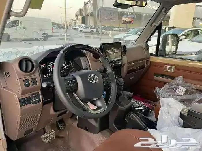 تويوتا شاص رفرف فل كامل اوتوماتيك ديزل 2025 4