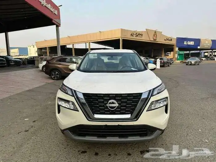 نيسان اكس تريل استاندر 7راكب دفع امامي 2026 اقساط او كاش 1