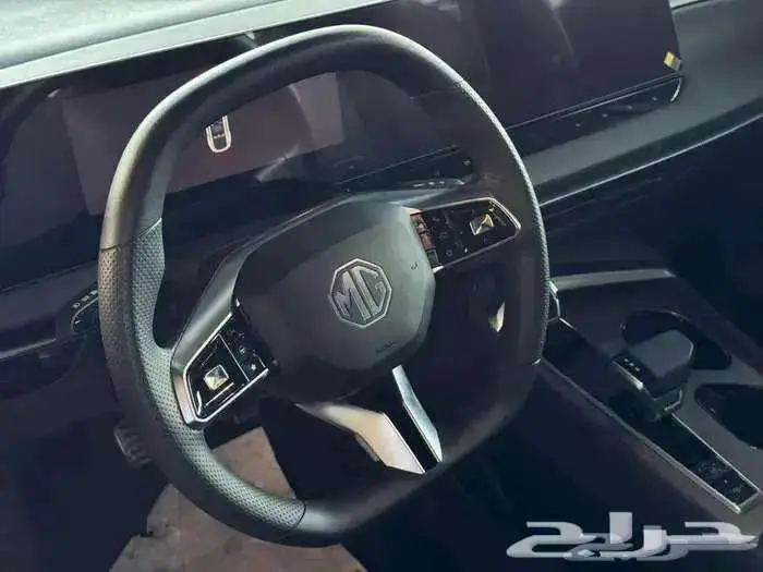 ام جي 7 ستاندر 2025 2