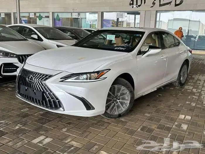 لكزس ES250 AA - موديل 2025 1