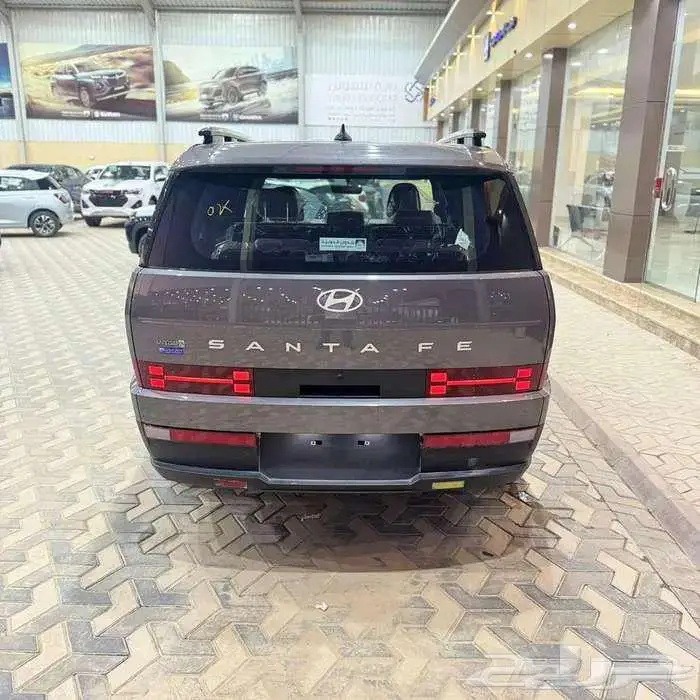 اقل الاسعار على هيونداى سنتافي 2024 سمارت 15
