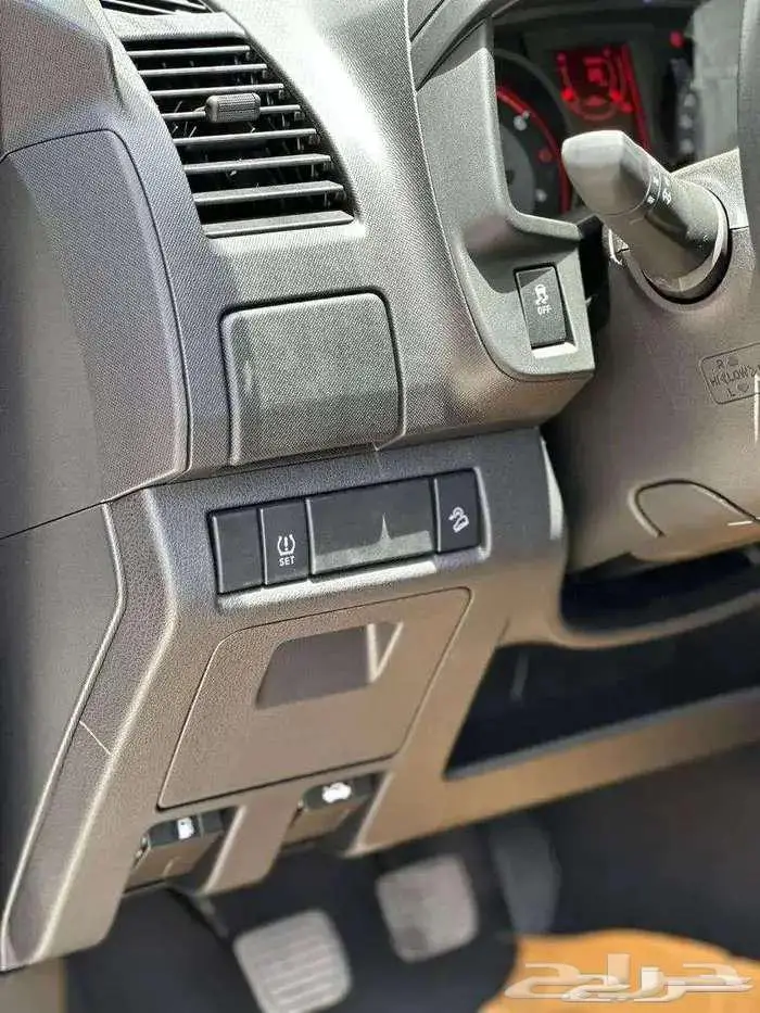 ايسوزو ديماكس غمارة 2026 زجاج كهرباء  زجاج عادي سعودي 9