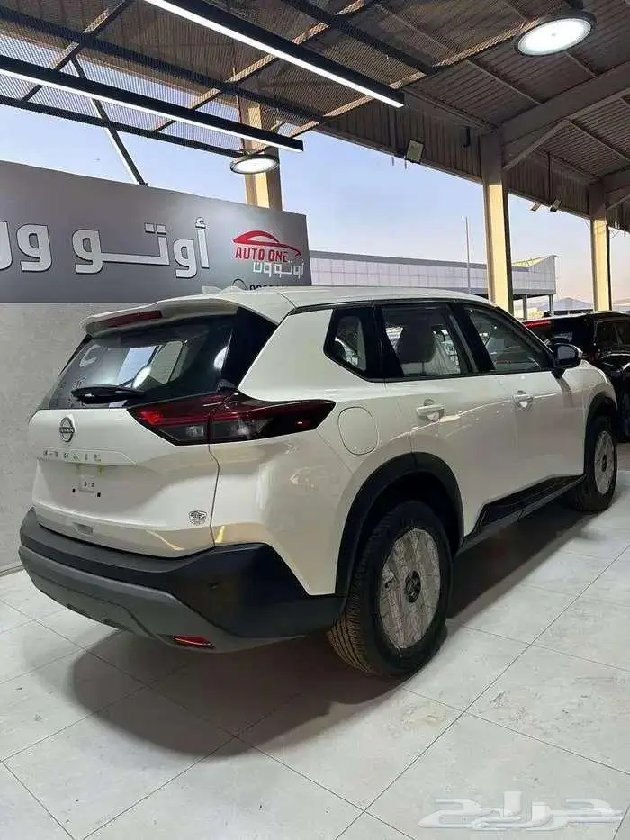 نيسان اكستريل 5 و7راكب ستاندر دبل وبدون دبل موديل 2025 7