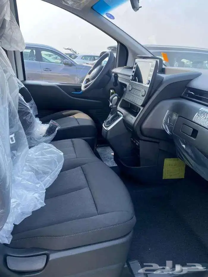 هونداي ستاريا متوفر ديزل وبنزين2025 14