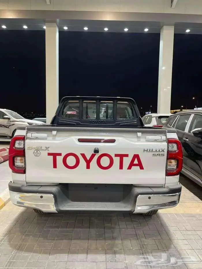 تويوتا هايلكس غمارتين S-GLX دبل قير عادي 2025 سعودي 1