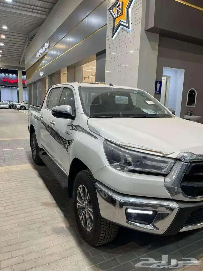 تويوتا هايلكس غمارتين S-GLX دبل قير عادي 2025 سعودي 3