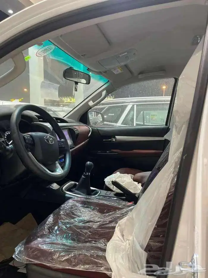 تويوتا هايلكس غمارتين S-GLX دبل قير عادي 2025 سعودي 9