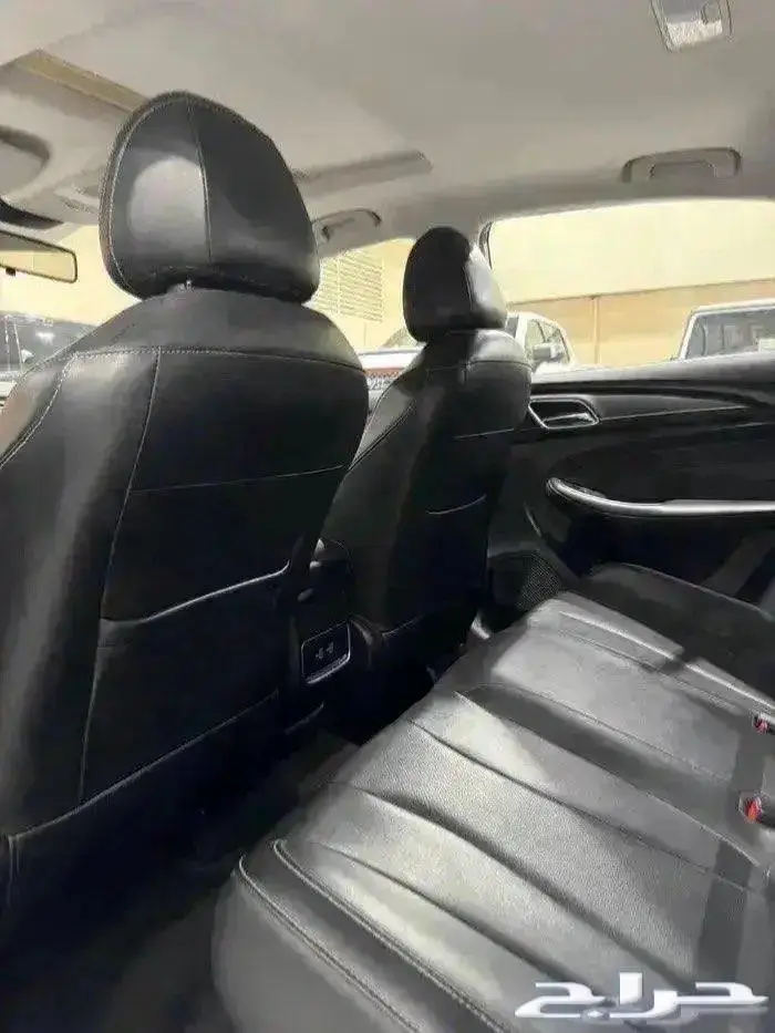 ام جي 5 2023 فل كامل 8