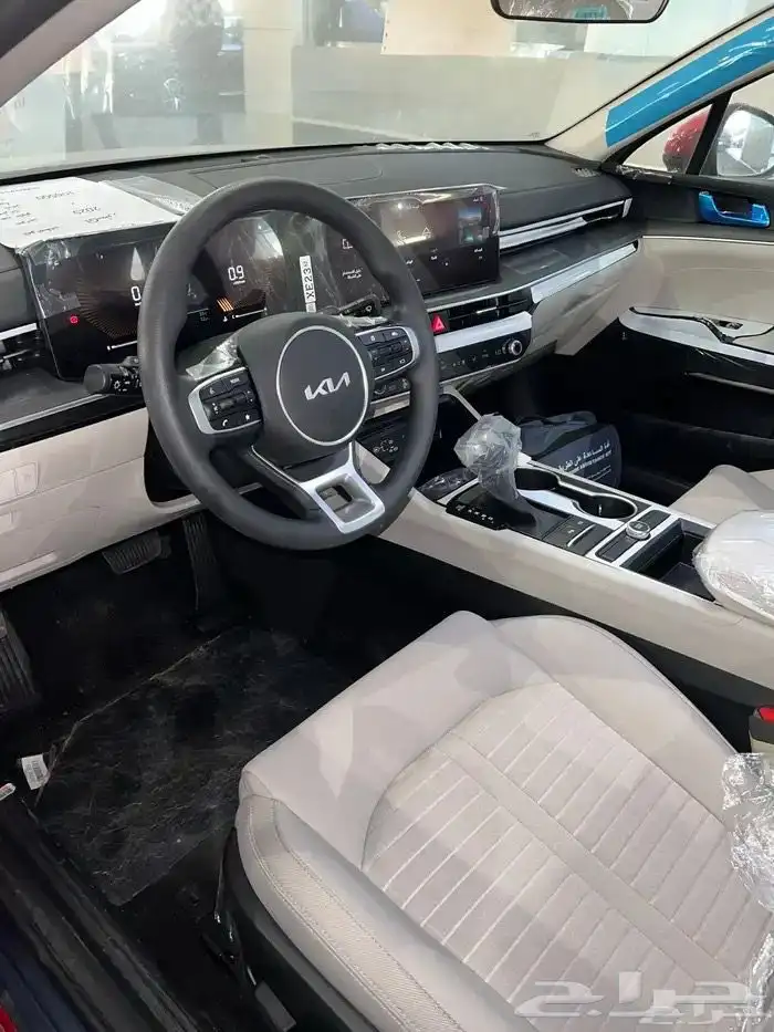 كيا K5 GL مطور متوفر بعده الوان كاش واقساط 10