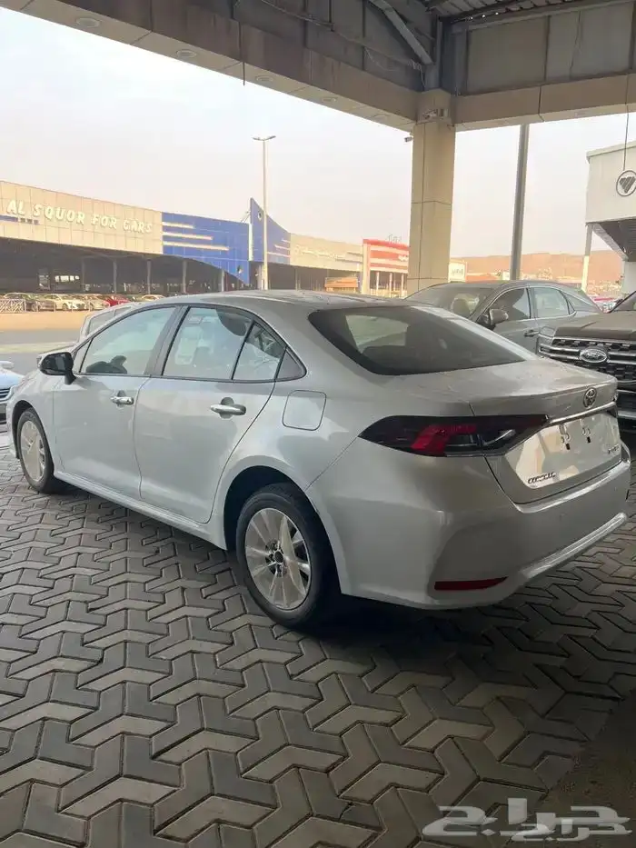 تايوتا كورلا 2025 بريمي فل كامل 4