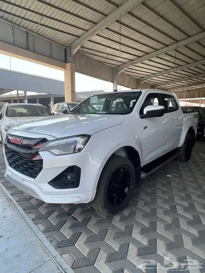 ايسوزو ديماكس 2025 GT فل كامل 2