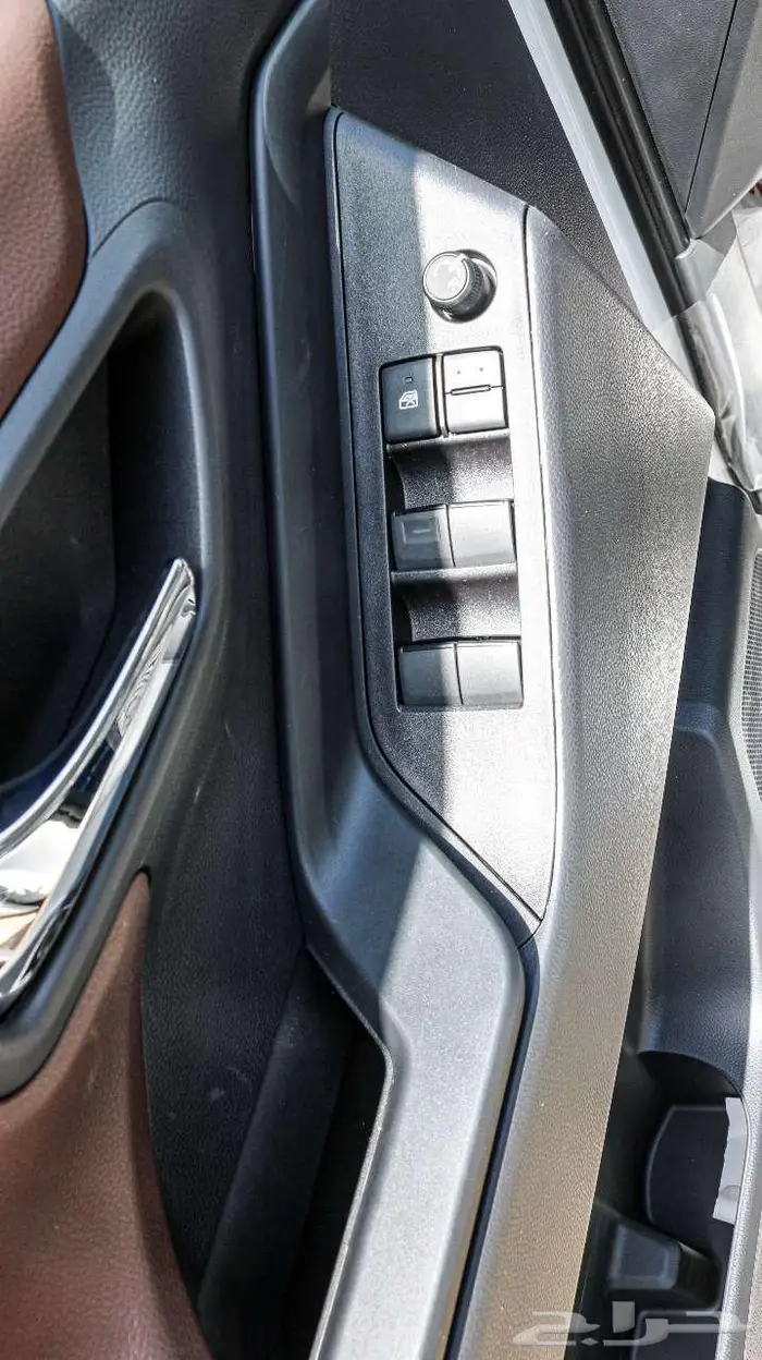 تويوتا انوفا هايبرد 2025 كاش واقساط باقل سعر 6