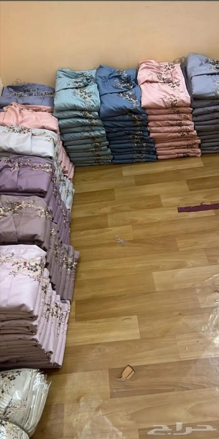 طقوم اسفنج مع شراشف صلاه مطرز وبوكسات هدايا بسعر الجمله 7