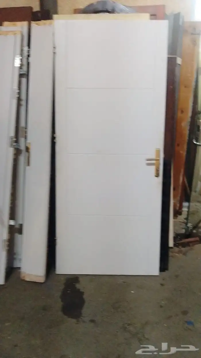 معنى ابواب خشب مستخدمه وحديد والمنيوم جديد للبيع 6