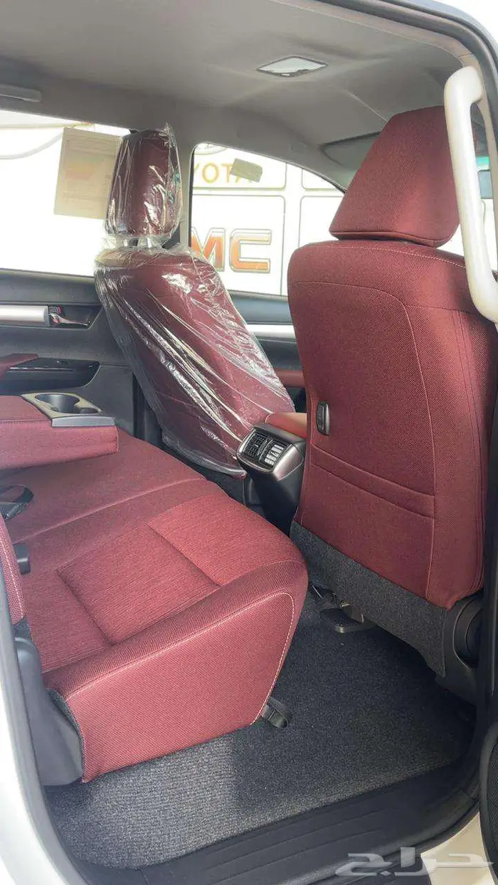 تويوتا هايلوكس بريمي اتوماتيك2025 6