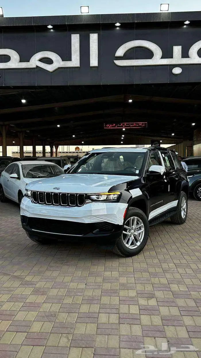 شروكي لاريدو2025 1