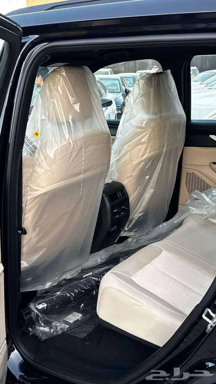 شروكي لاريدو2025 6