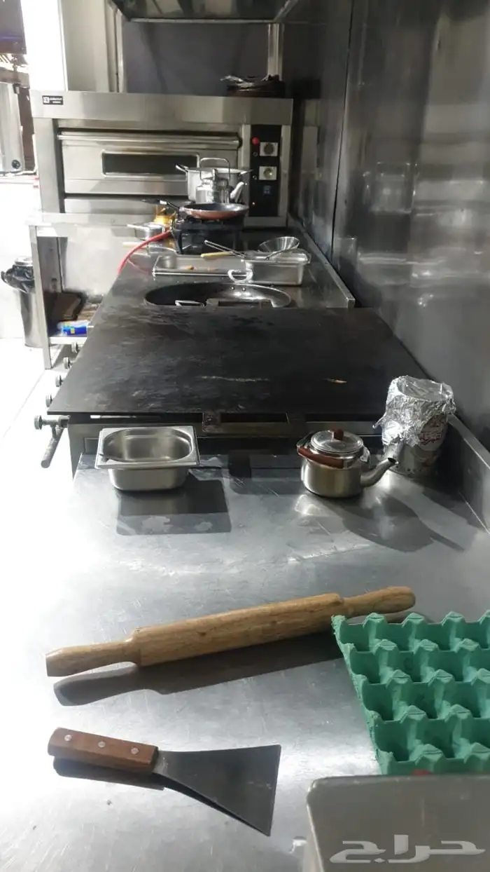 بوفيه للبيع بكامل اغراضها سبب البيع عدم المقدره الماليه 1