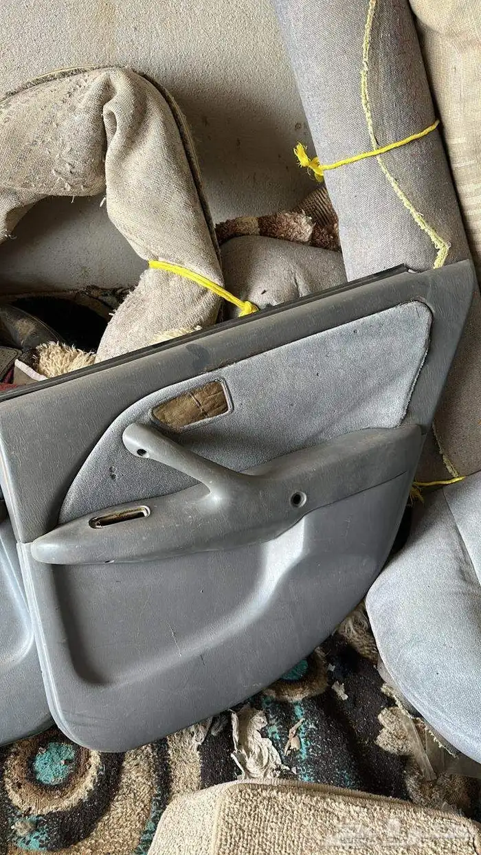 قطع كامري 2002 مقاعد رصاصي و2 طوابق بيبان 4