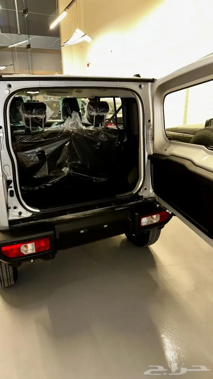 سوزوكي جمني2025 متوفر كاش و اقساط 6