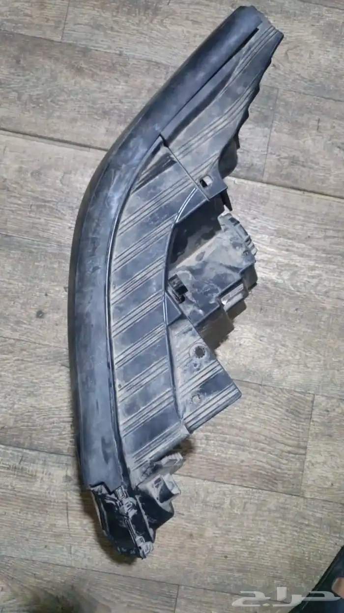 شمعة يمين كارينز 2023 3