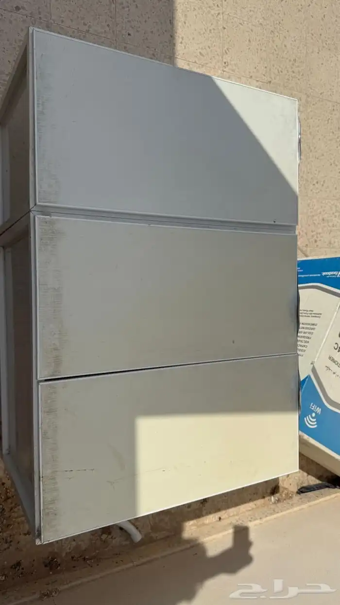 اثاث منزل عباره عن مطبخ صغير خدمه وصاله صغيره وغرفة نوم 8