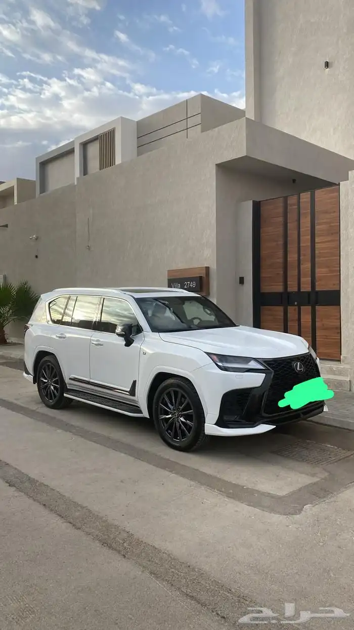 لكزس اف سبورت2024 1