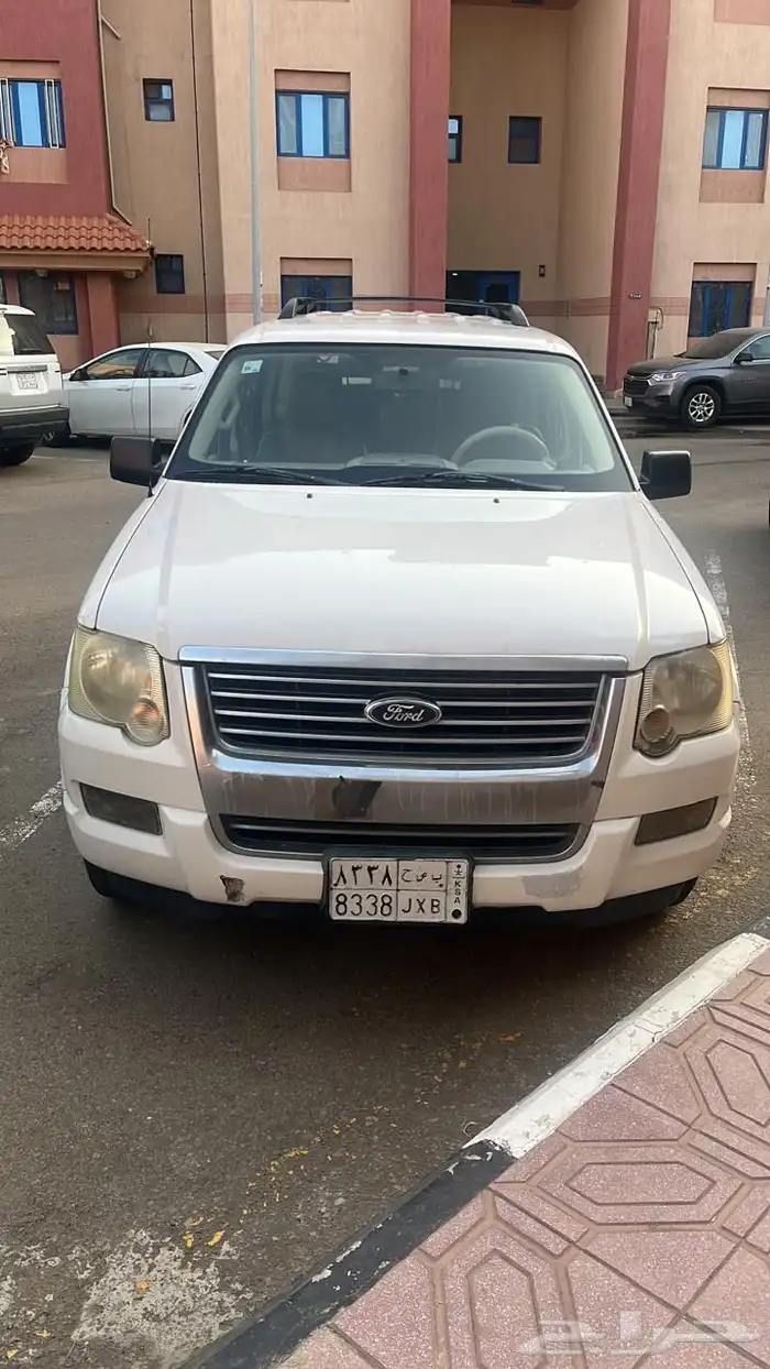 ford explorer 2010 4