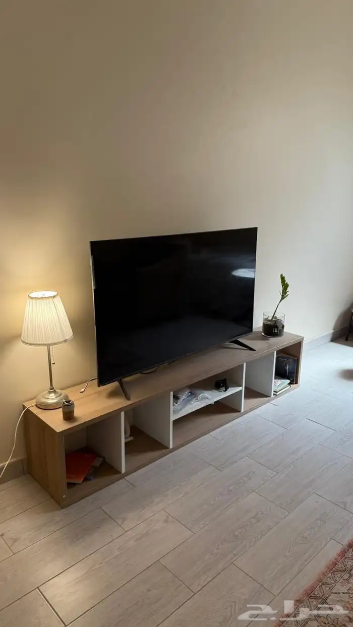 اثاث منزل عباره عن مطبخ صغير خدمه وصاله صغيره وغرفة نوم 9