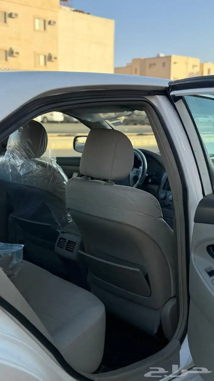 كامري 2011 نظيف للبيع 7