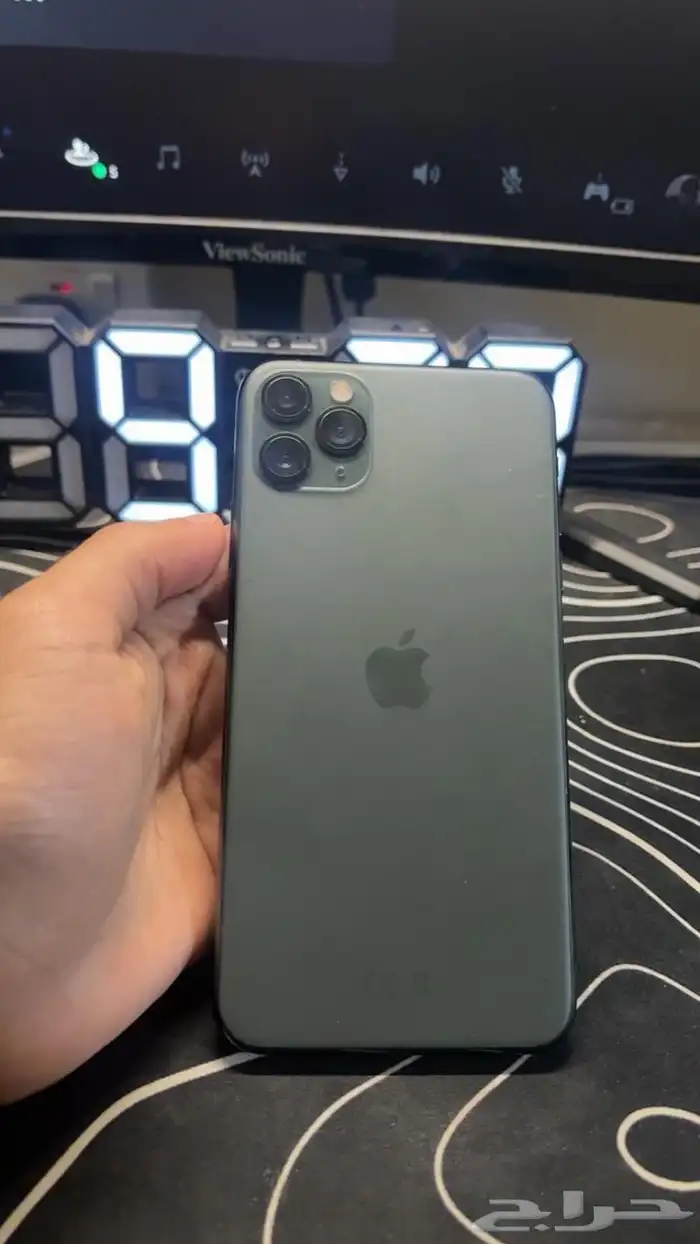ايفون 11 برو ماكس 1