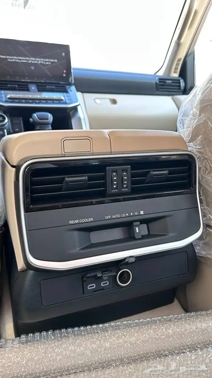 تويوتا لاندكروزر GXR L3 2025 لدى شركة عبدالمجيد الخضر 18