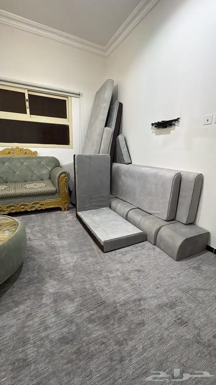 اثاث للبيع (كنب ومساند) 2