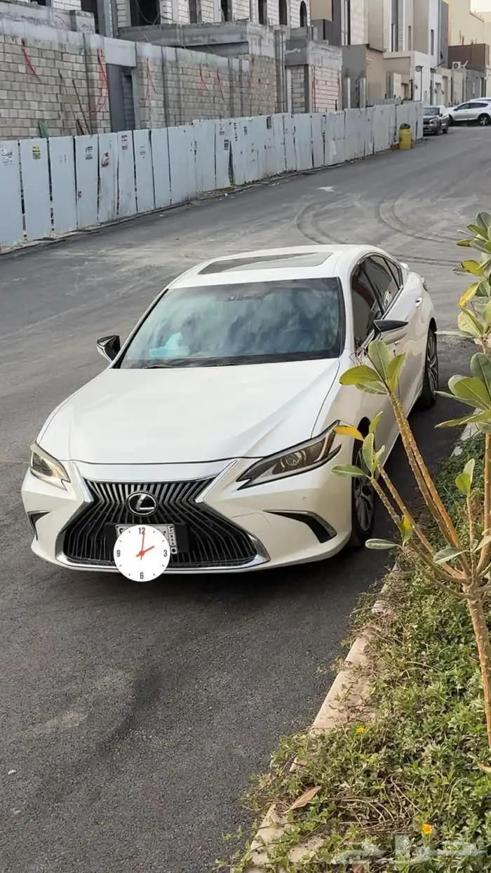 لكزس 2021 نظيف وممشى قليل 0