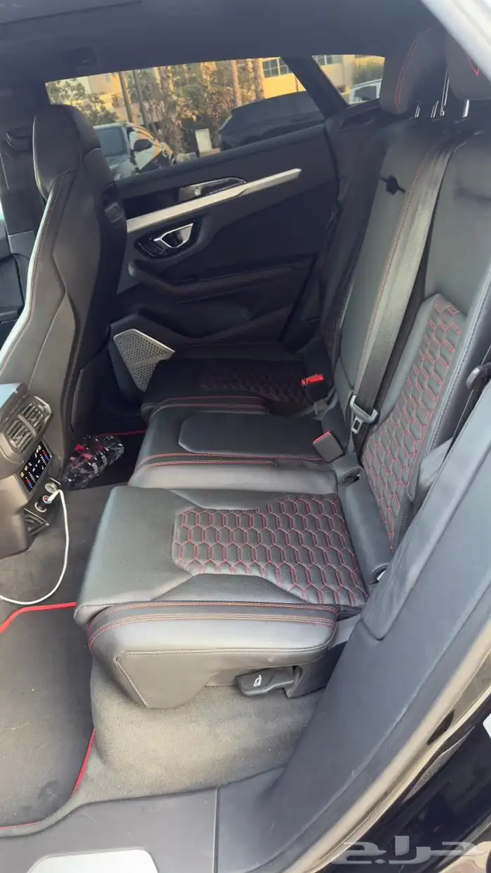 لامبورجيني اوروس موديل 2020 11