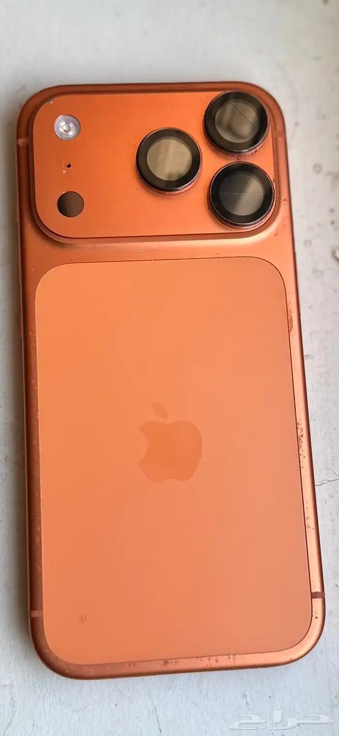 ايفون 17 السعه ون تيرا اللون اورنج برتقالي 0