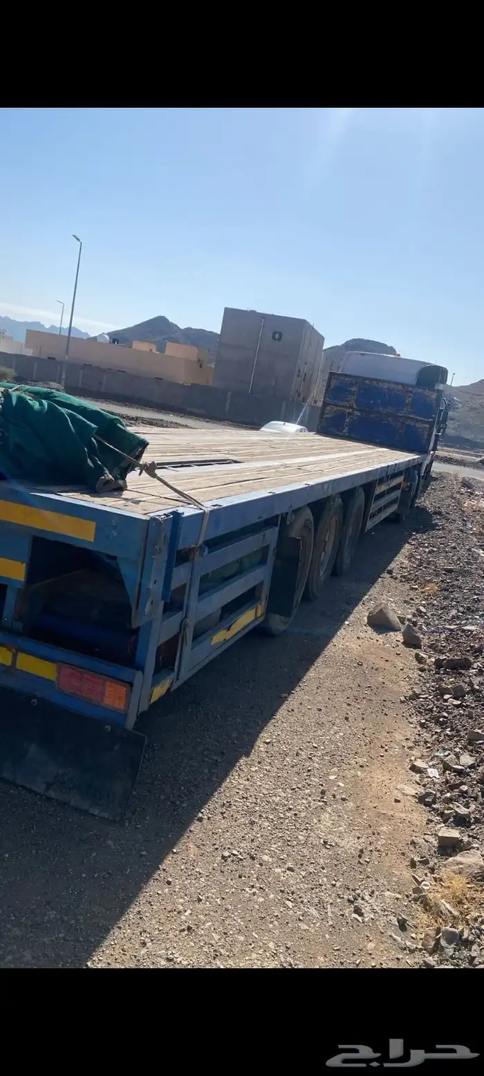 شاحنات اكتروس 2001 مع تيدر ثلاث محور لاج للبيع جميع على الحد 4