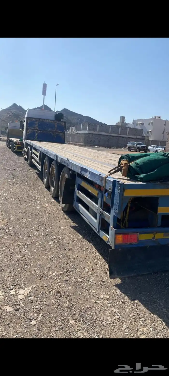 شاحنات اكتروس 2001 مع تيدر ثلاث محور لاج للبيع جميع على الحد 3