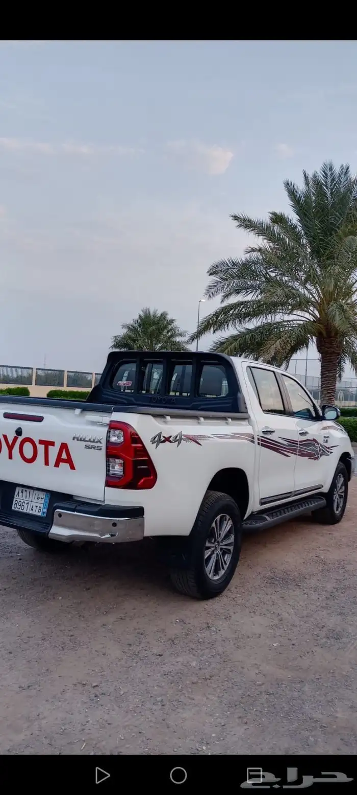 للبيع هلكس 2024 ديزل فل كامل سعودي بحالة الوكالة 5