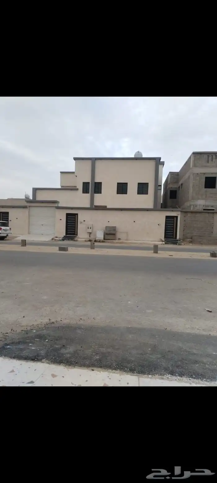 فيلا فاخرة جديدة للبيع في خميس مشيط 0