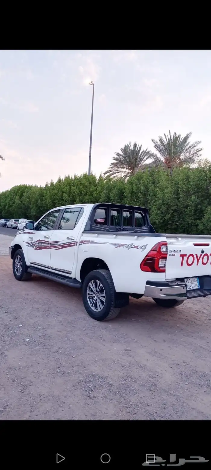 للبيع هلكس 2024 ديزل فل كامل سعودي بحالة الوكالة 6