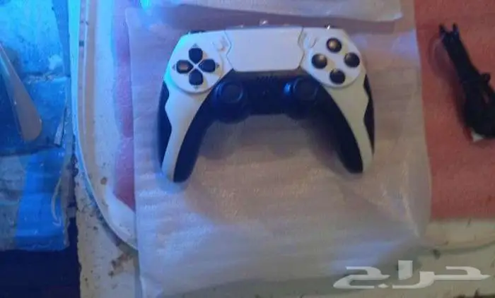 يد بلايستيشن 5 اخت الجديدة 3