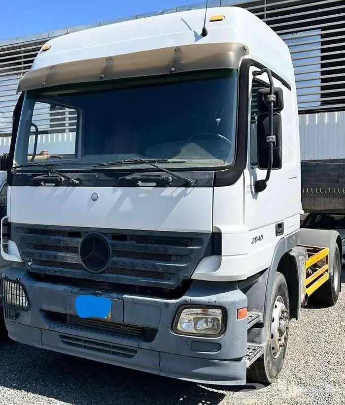 راس مرسيدس -اكتروس-2004 0