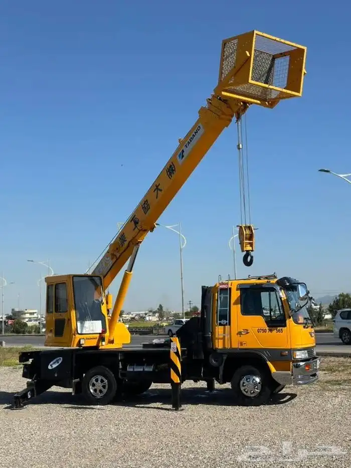 كرينات وسطحات بوم تراك للايجار حي البيان الجنادرية الفرسان 4